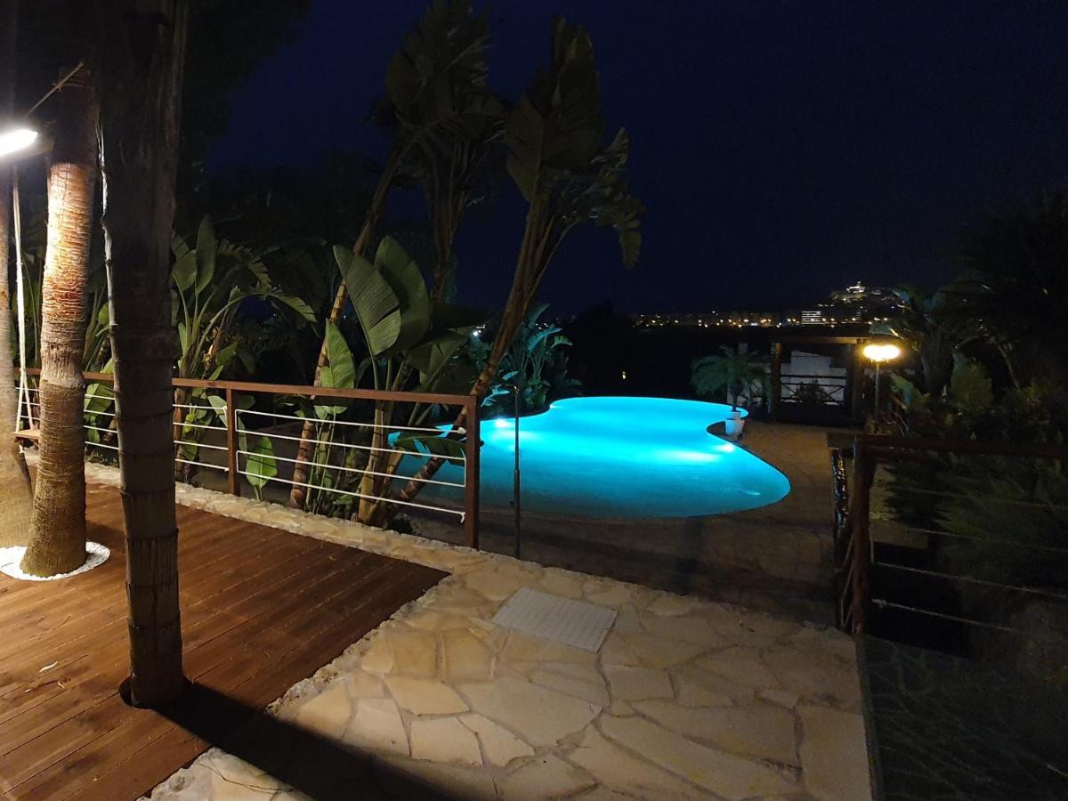 Costa Ibiza Alquiler Anual Villa Talamanca (Ibiza)