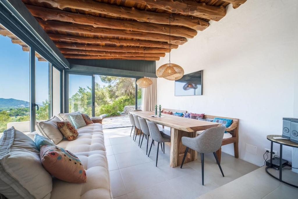 Villa Finca Victoria Eu - A Lovely Ibiza In The Hills *