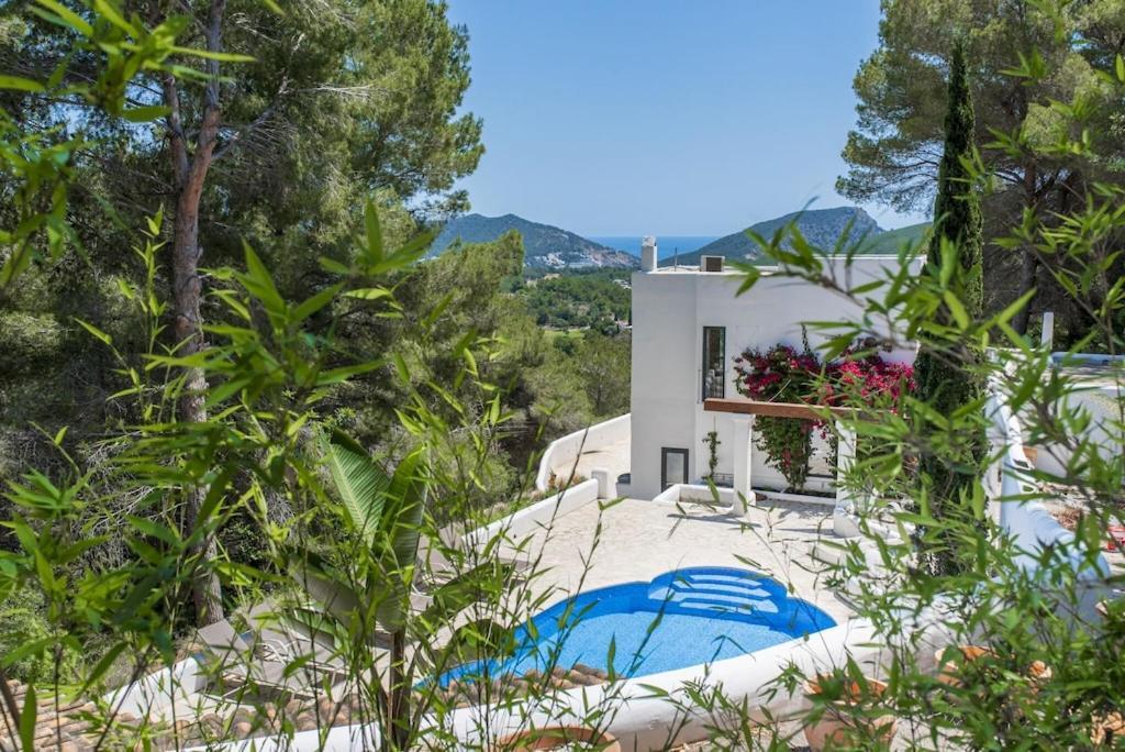 Finca Victoria Eu - A Lovely Ibiza In The Hills Villa