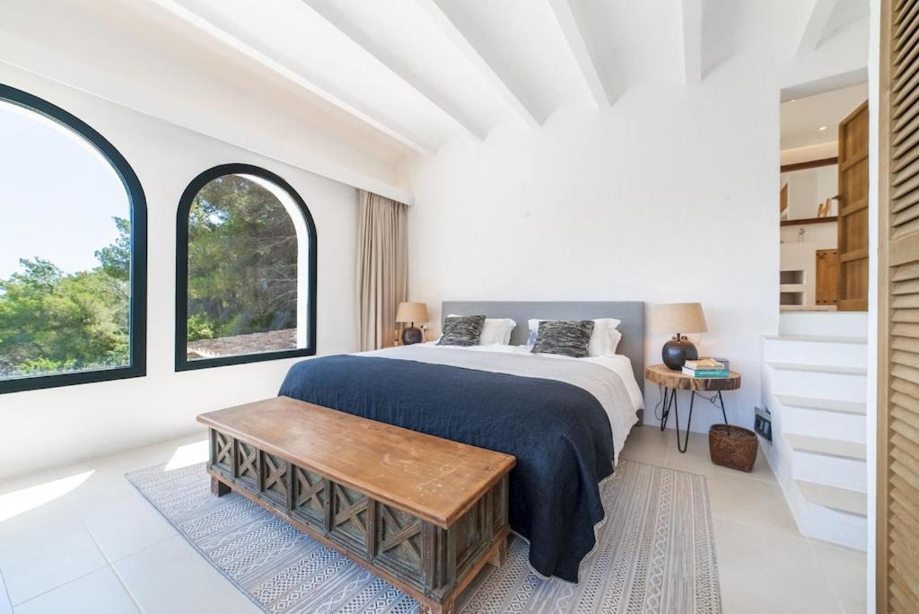 Finca Victoria Eu - A Lovely Ibiza In The Hills Can Furnet