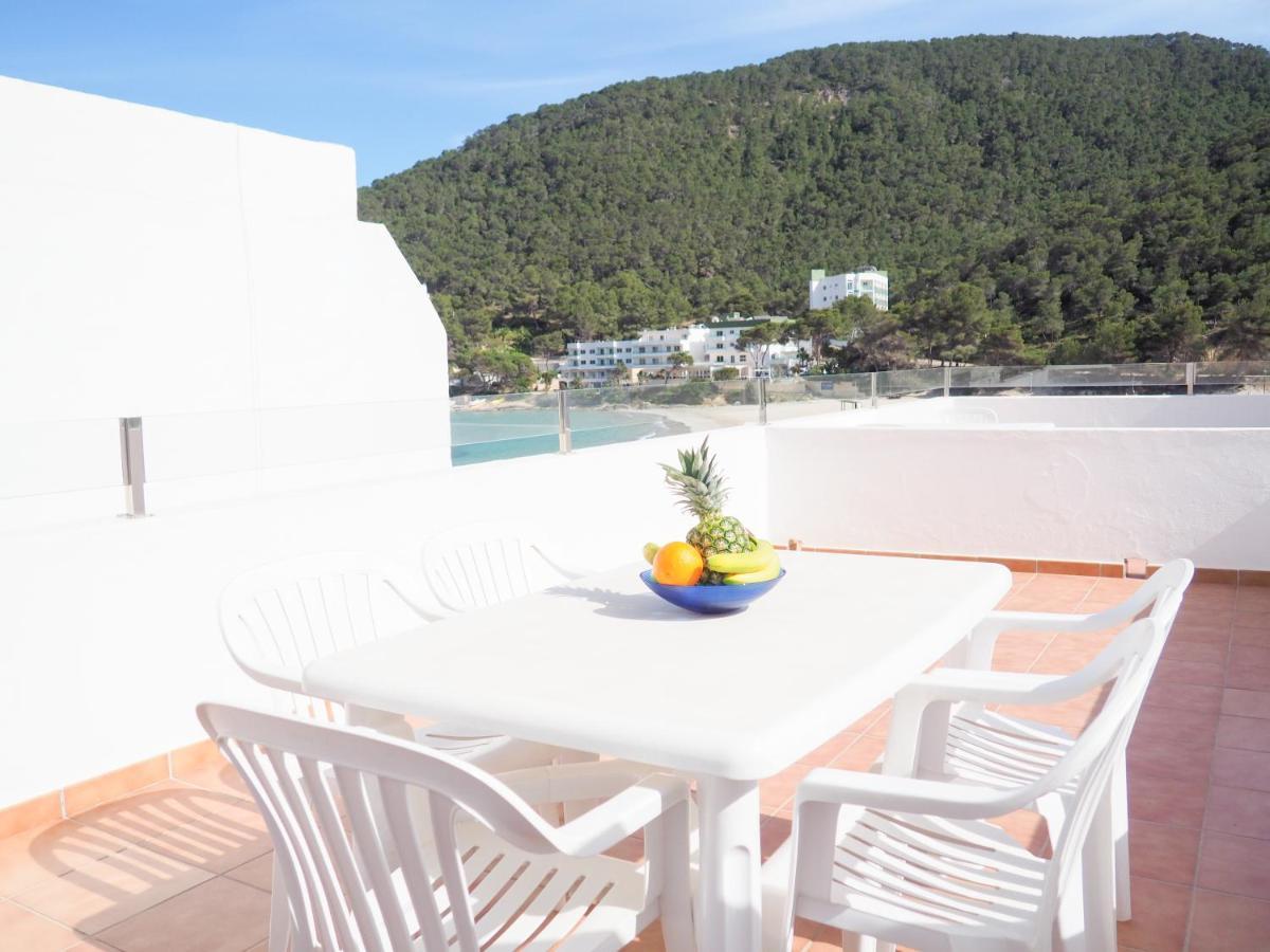 Cala Llonga Apartment *