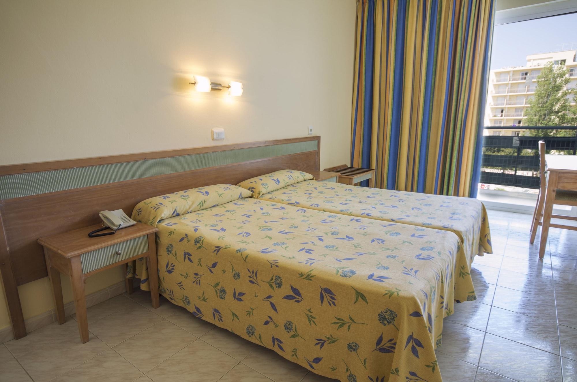 Azuline Pacific Hotel 3*