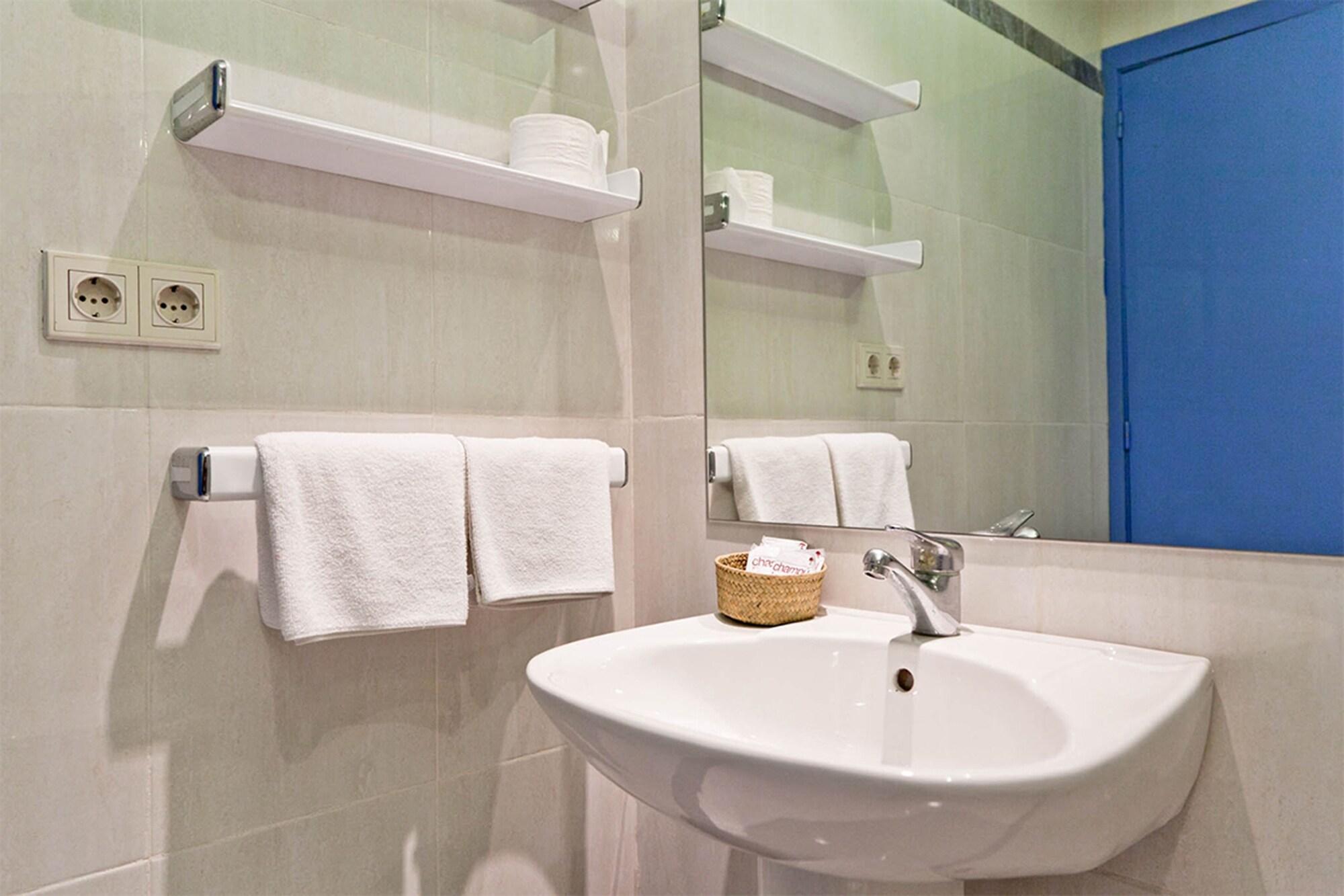 Apartment Vibra Caleta (adults Only) Sant Antoni de Portmany
