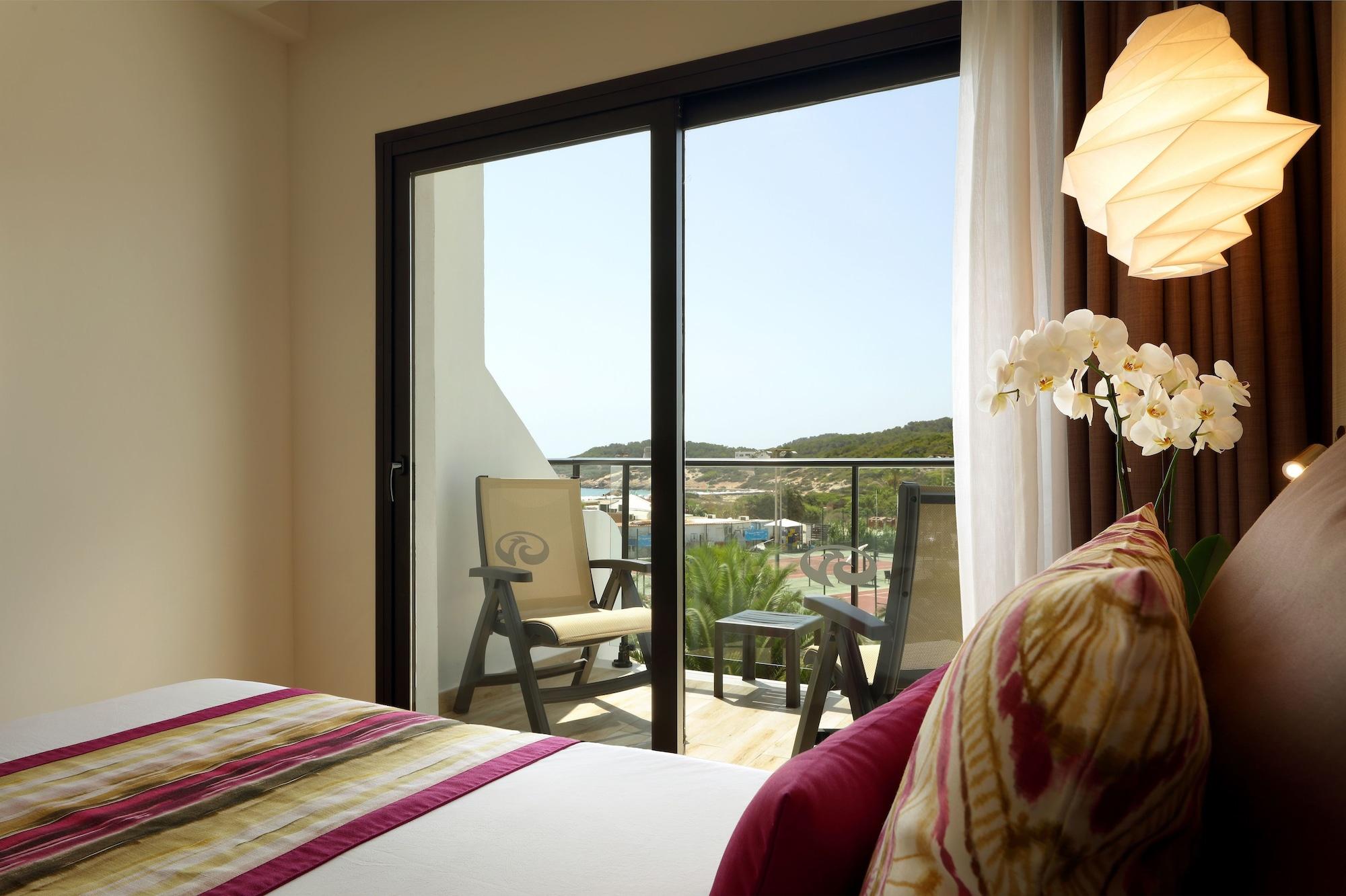 Hotel Grand Palladium White Island &