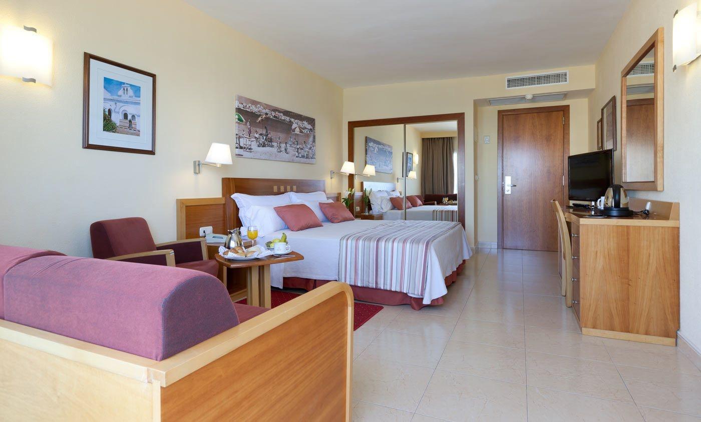 Bellamar & 4* San Antonio (Ibiza)