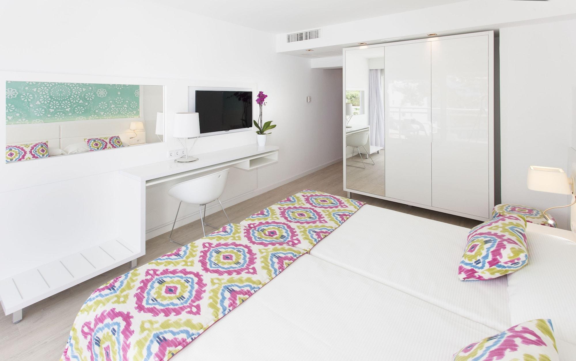 Grupotel Ibiza - Adults Only Hotel Portinatx