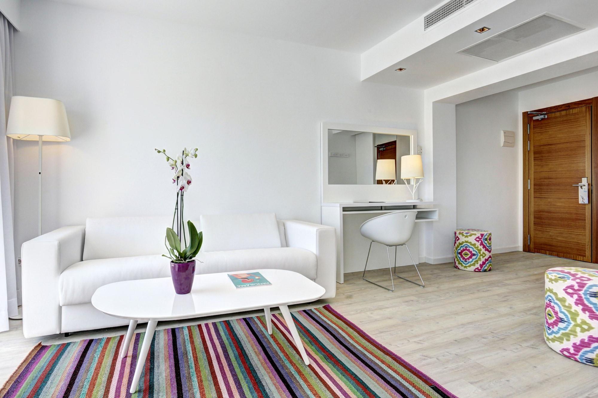 Grupotel Ibiza - Adults Only Hotel Portinatx