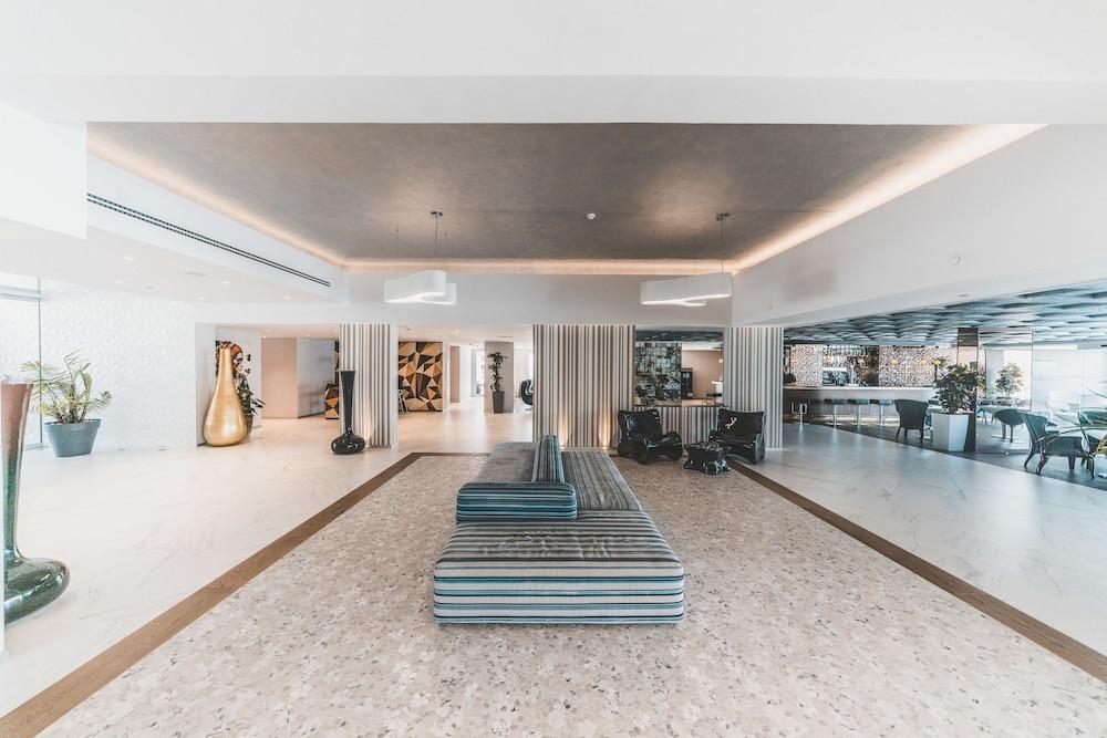 Corso & Hotel Ibiza-Stadt