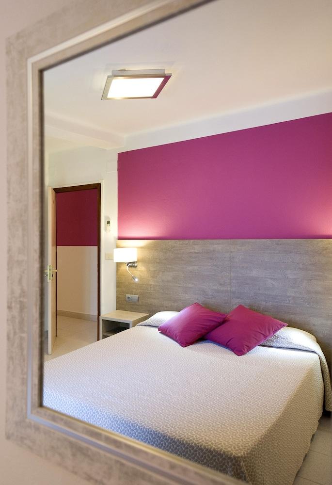 Hotel Mari 2*