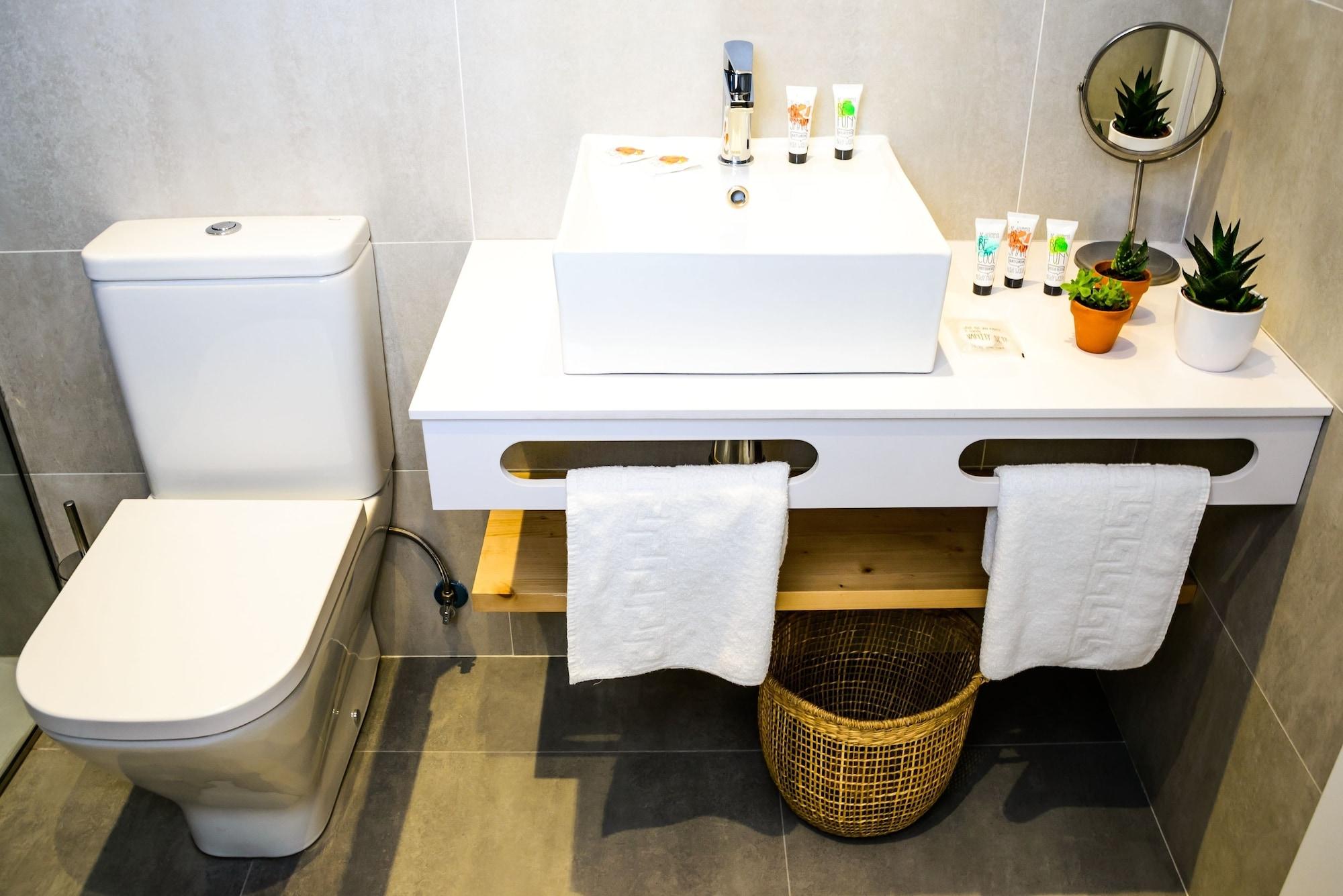 Marina Playa - Adults Only Apartment *