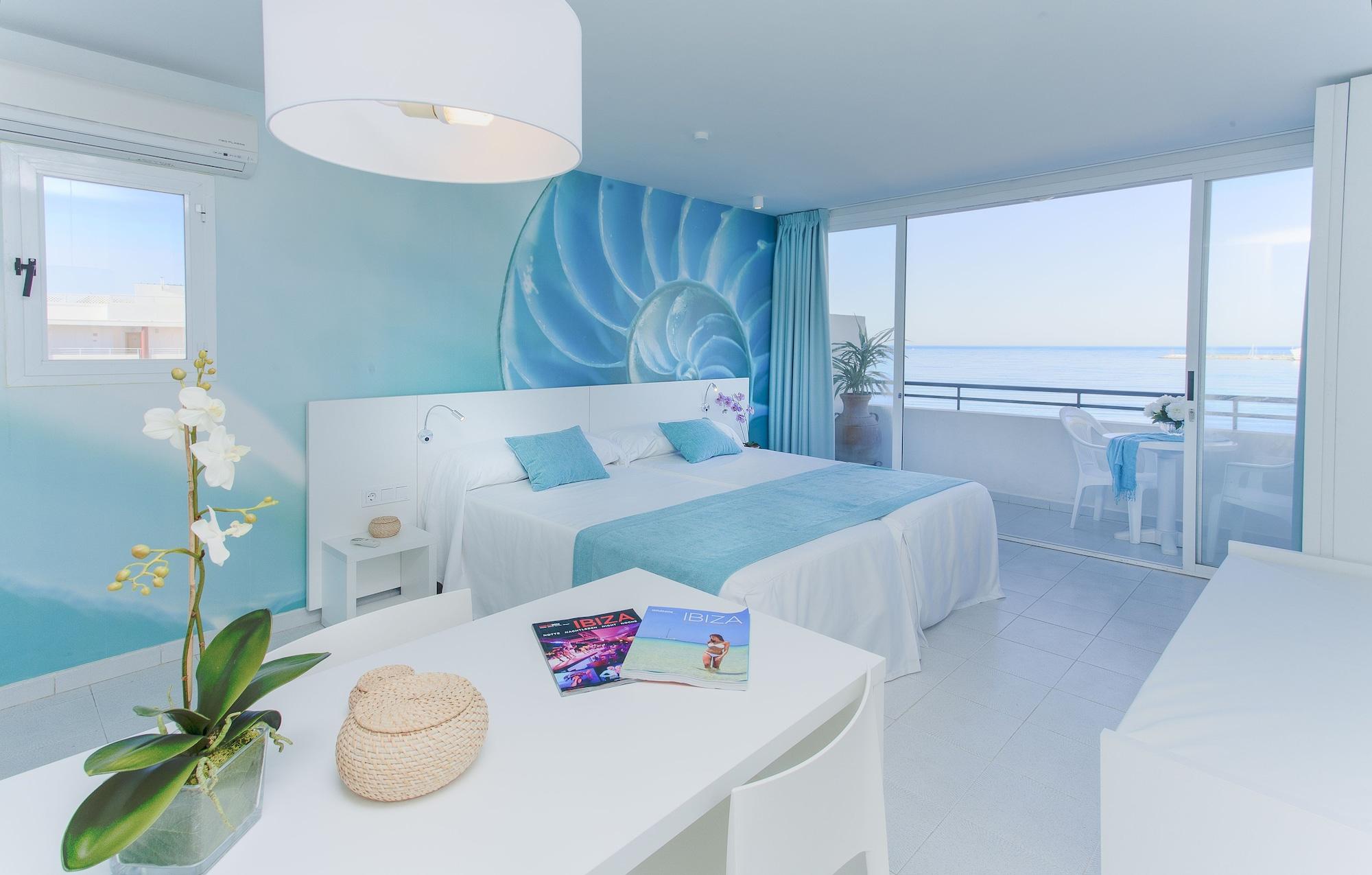 Marina Playa - Adults Only * San Antonio (Ibiza)