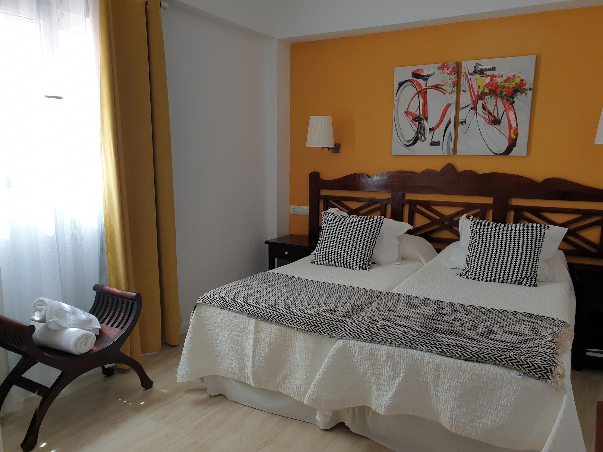 Boutique Arenas 2* Es Cana