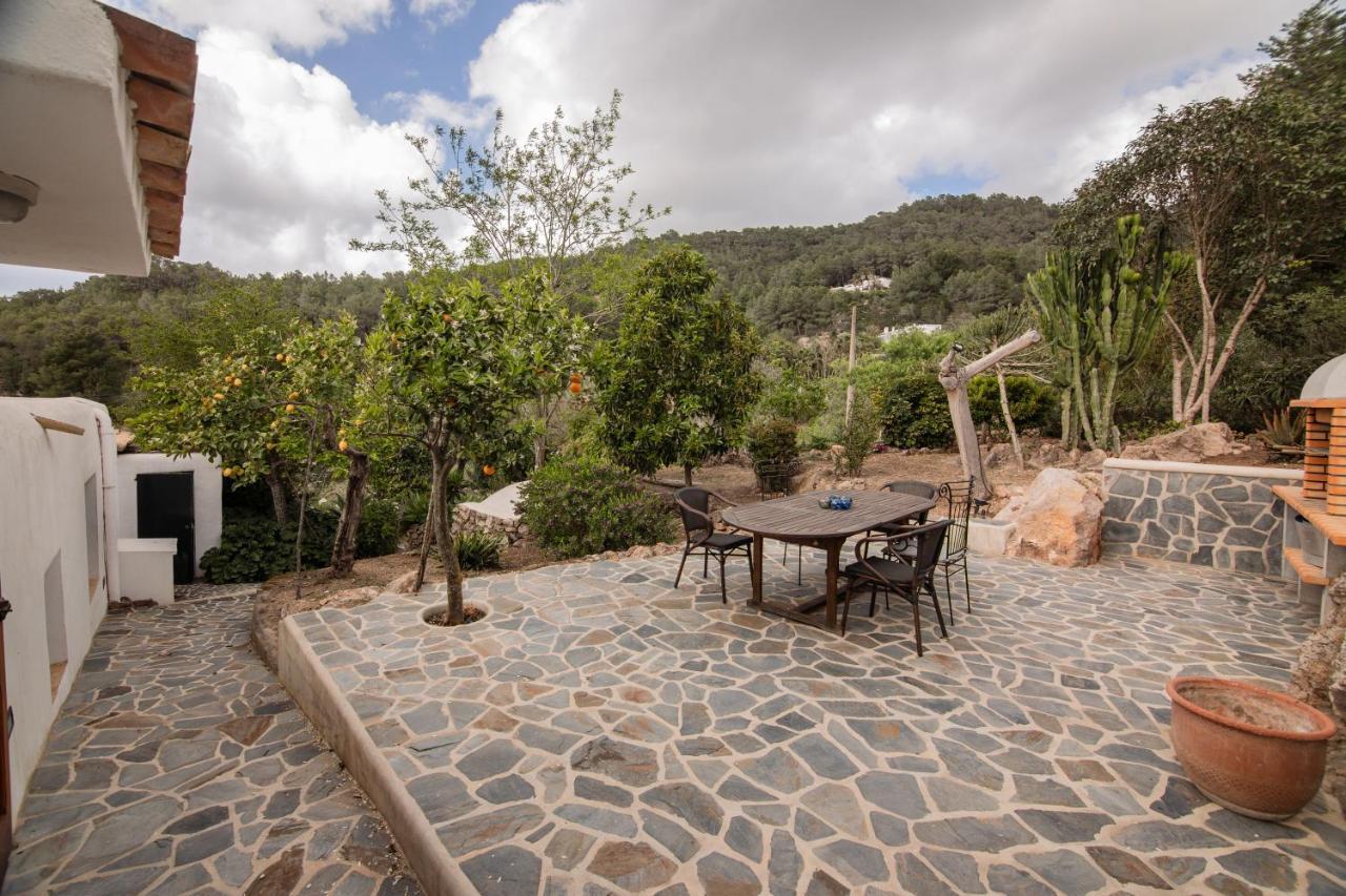 Vakantiehuis Rotes Con Jardin Y Barbacoa