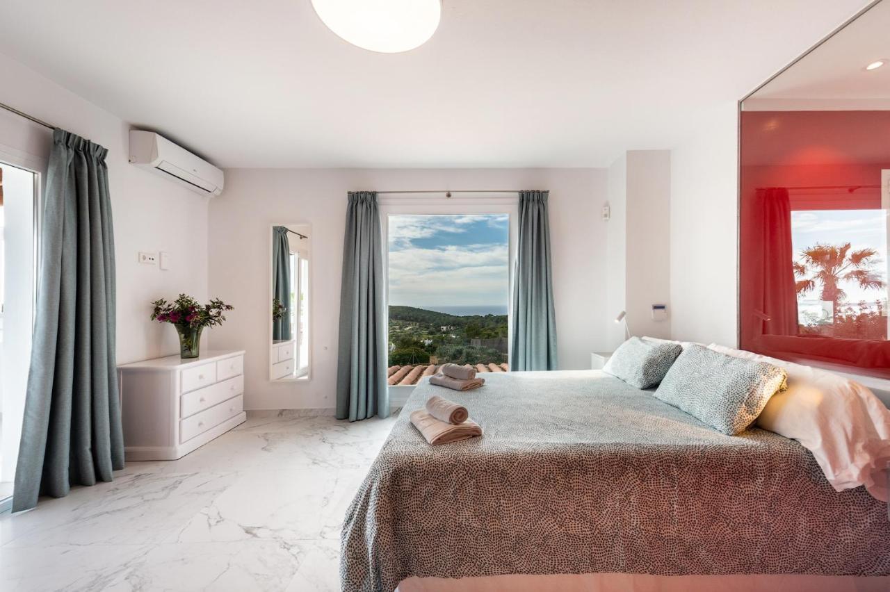 Villa Joan I - Fantastic Sunset Views And Family Friendly - San Antonio (Ibiza)