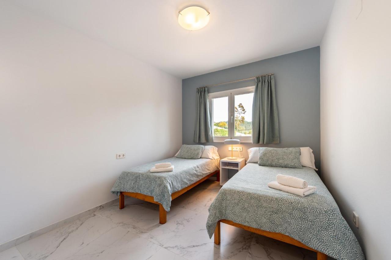 Joan I - Fantastic Sunset Views And Family Friendly -