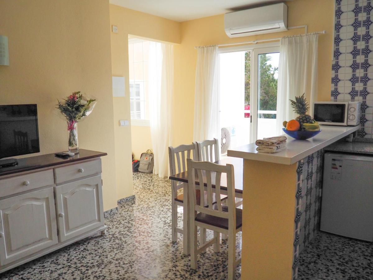 Cala Llonga Apartment