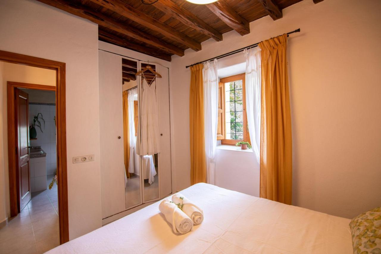 Vakantiehuis Rotes Con Jardin Y Barbacoa *