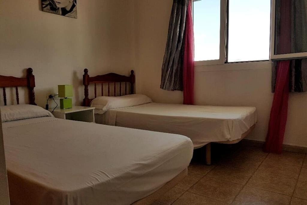 Amazing View In Playa Den Bossa Apartamento *