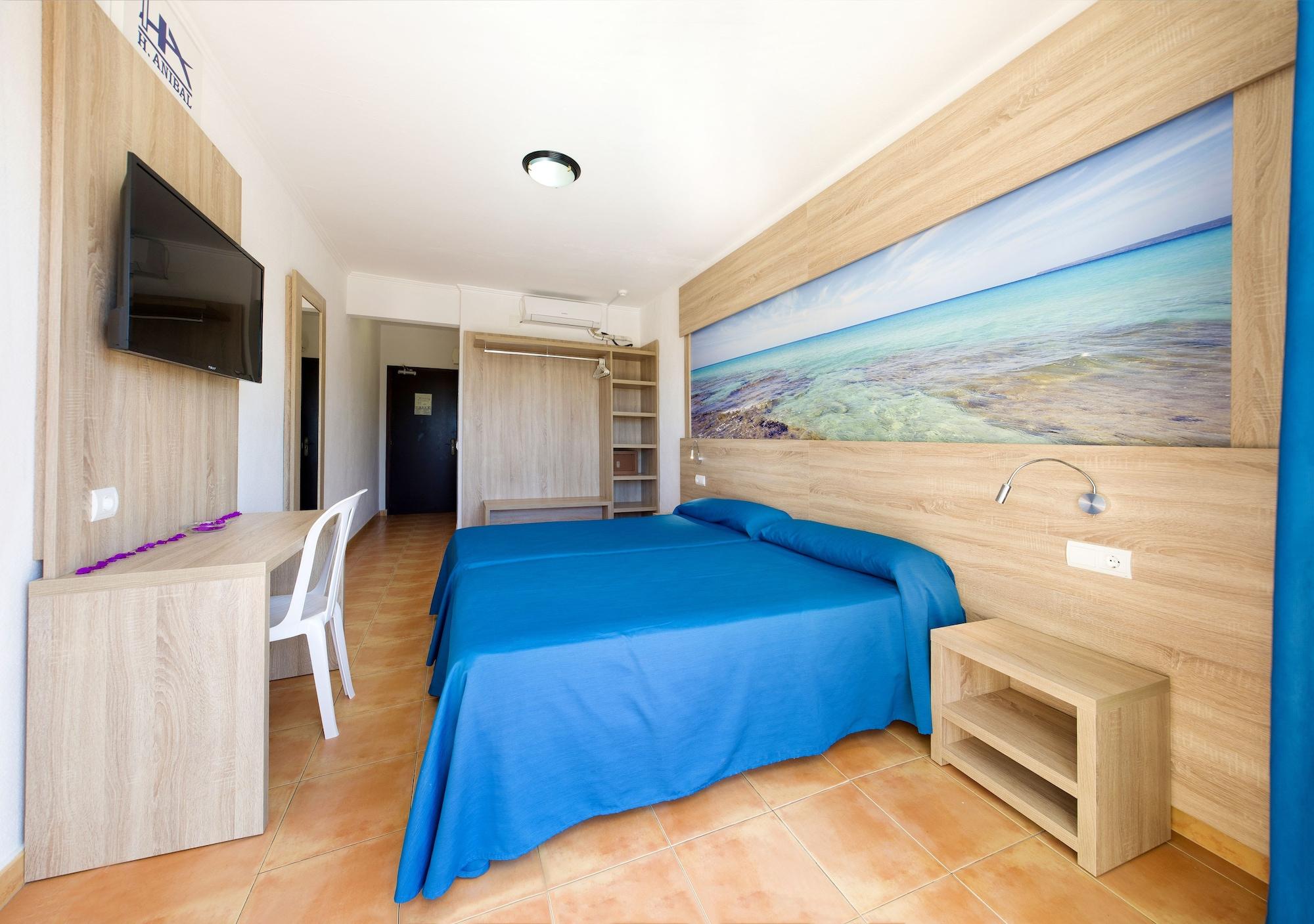 Anibal - Ab Group Guest house San Antonio (Ibiza)