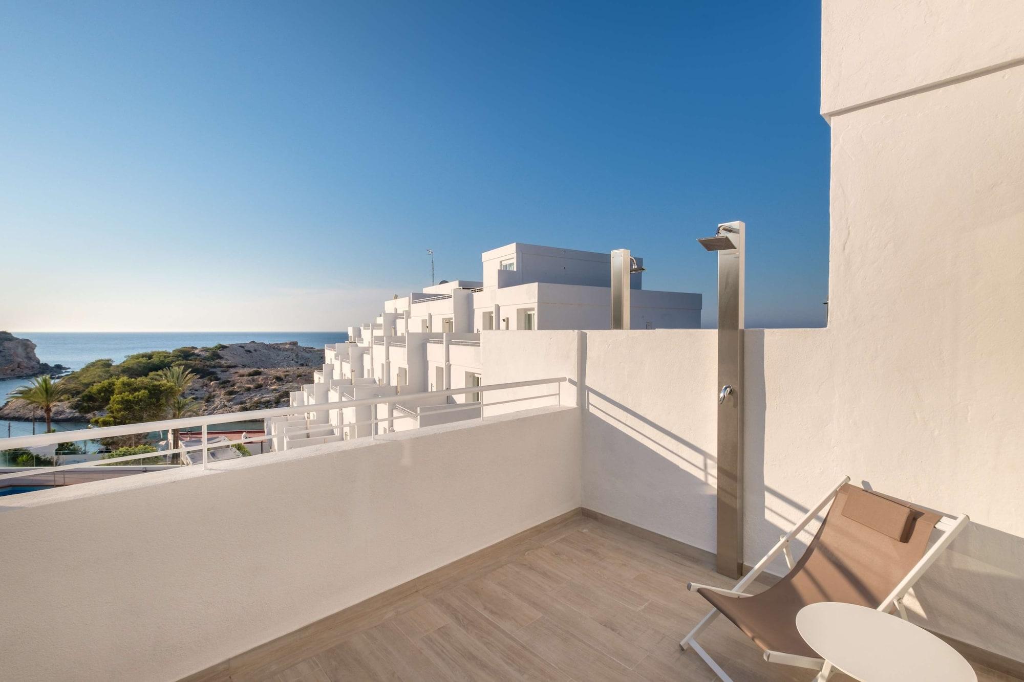 Barcelo - Adults Only 4*