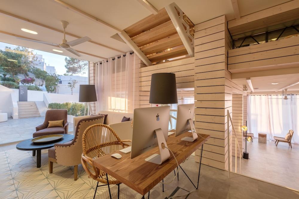 Barcelo - Adults Only Hotel 4*