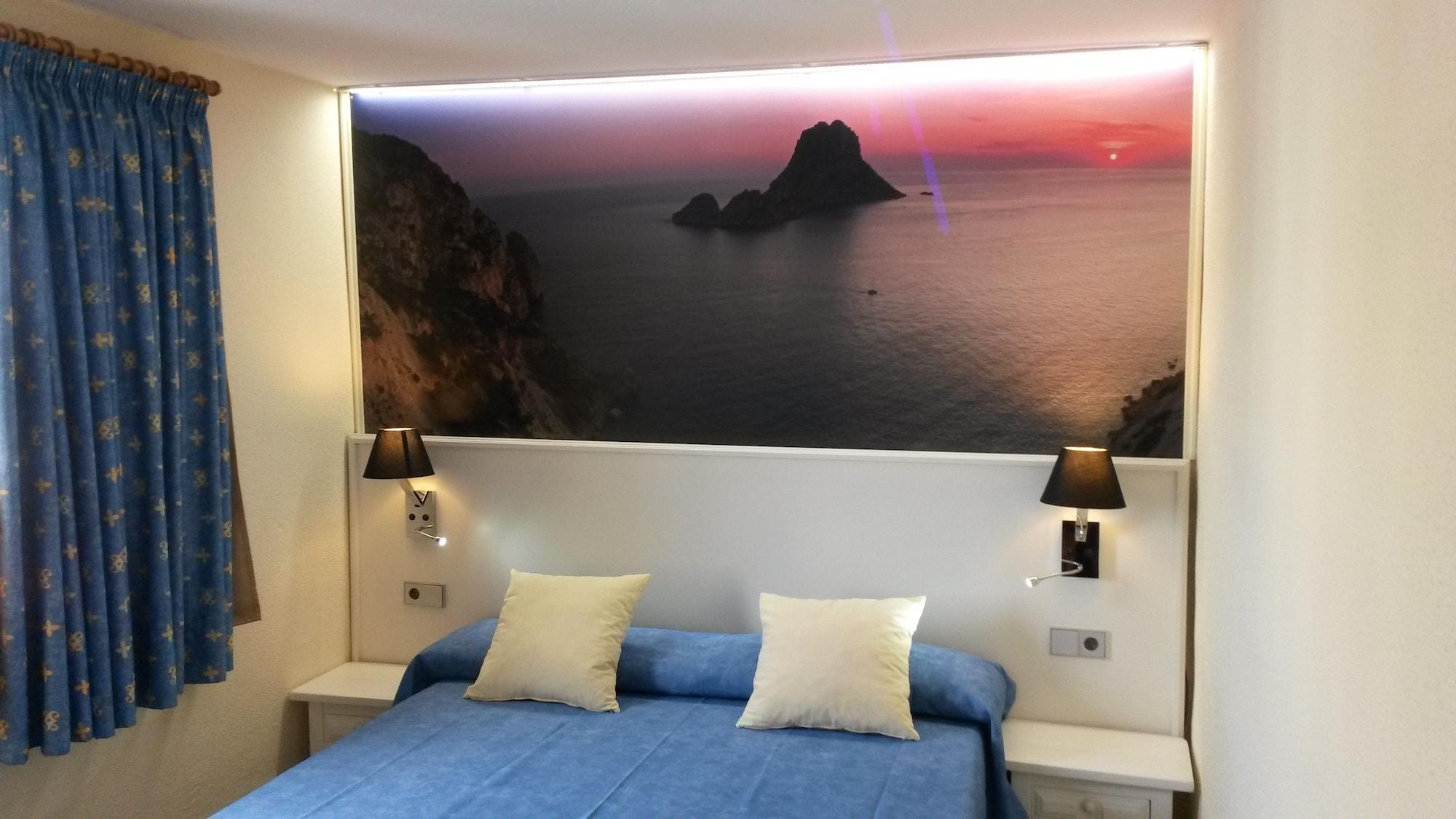 Casa Luis Aparthotel 4*