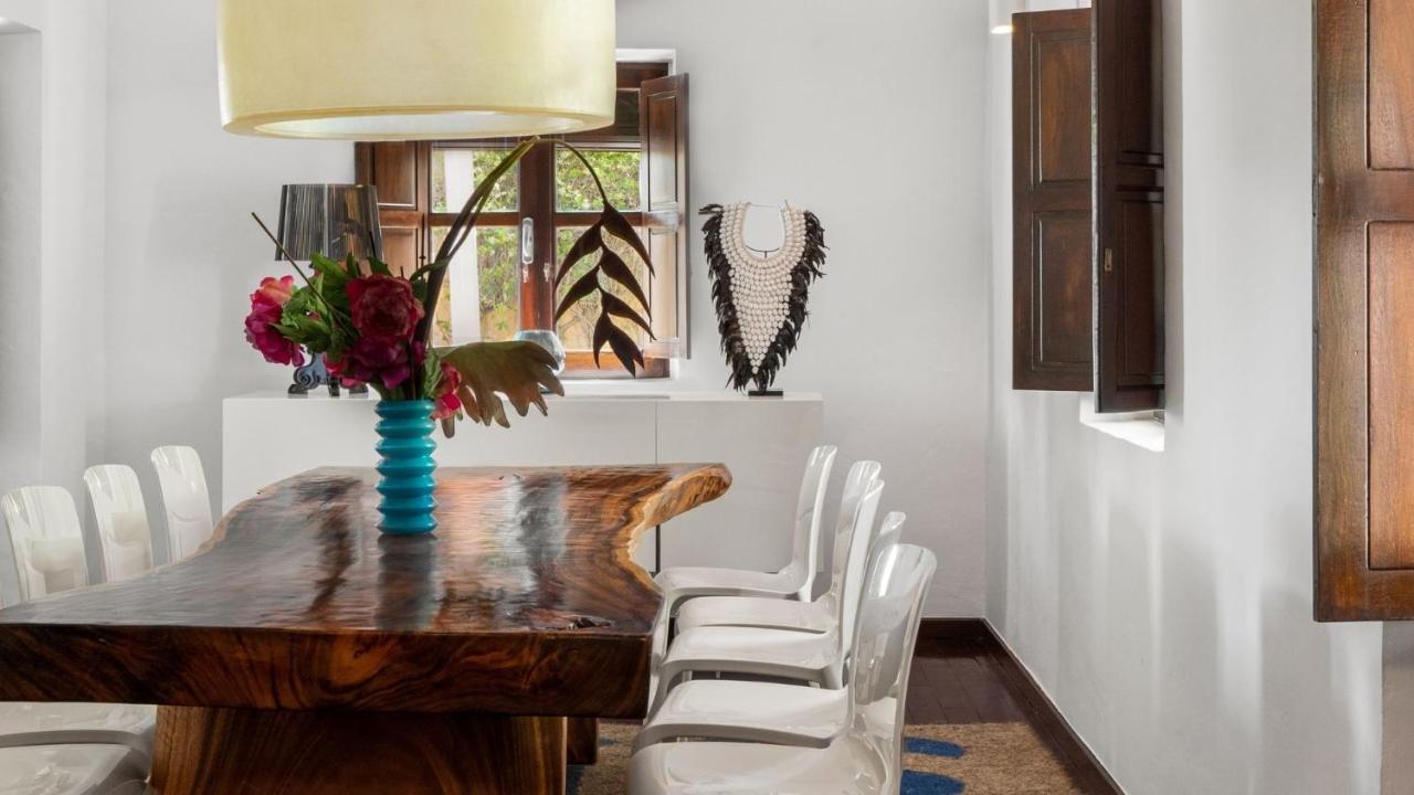 Villa Magnificent Marama In The Midst Of Ibiza's Countryside