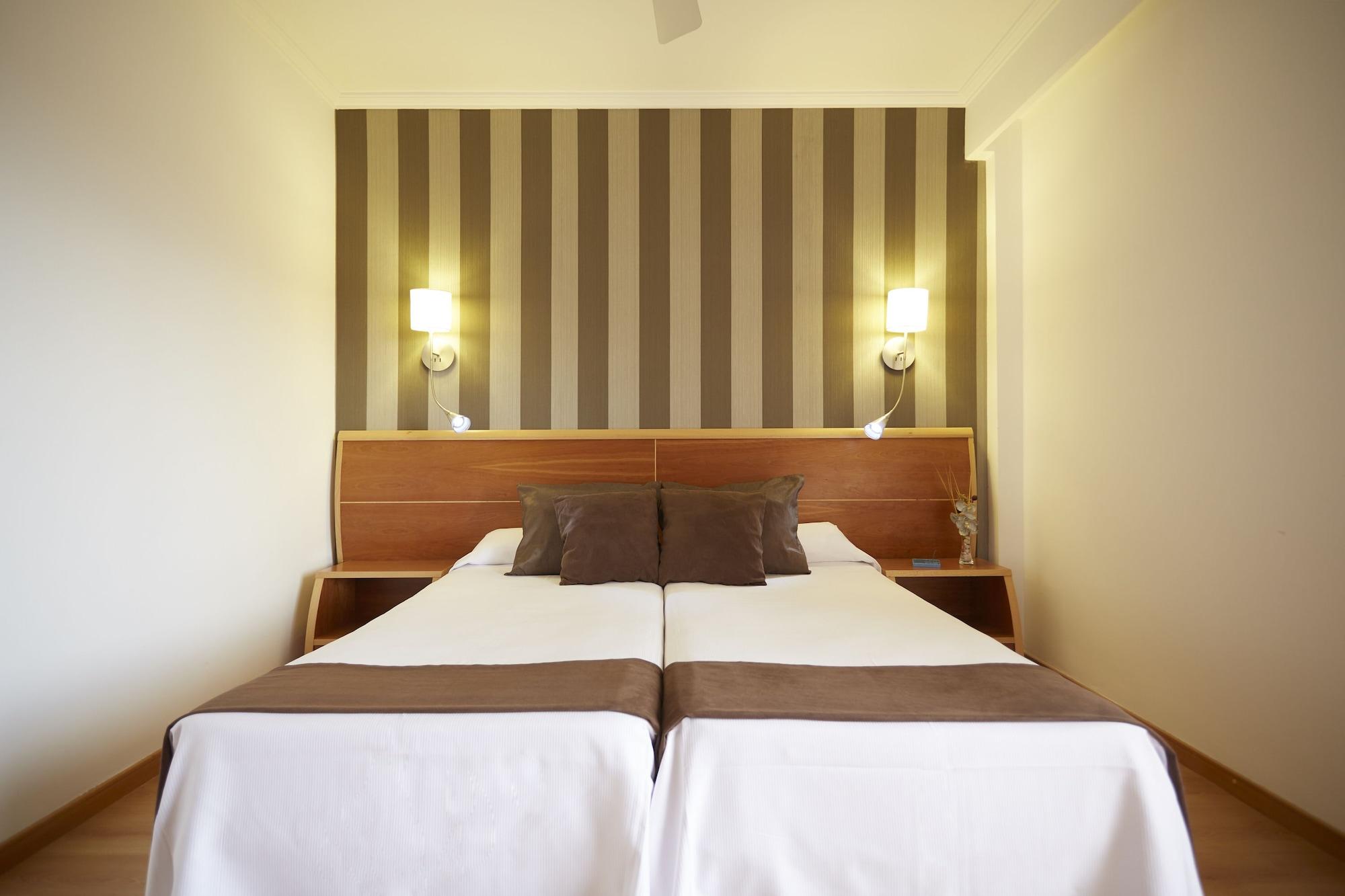 Invisa La Cala (adults Only) Hotel Santa Eularia des Riu