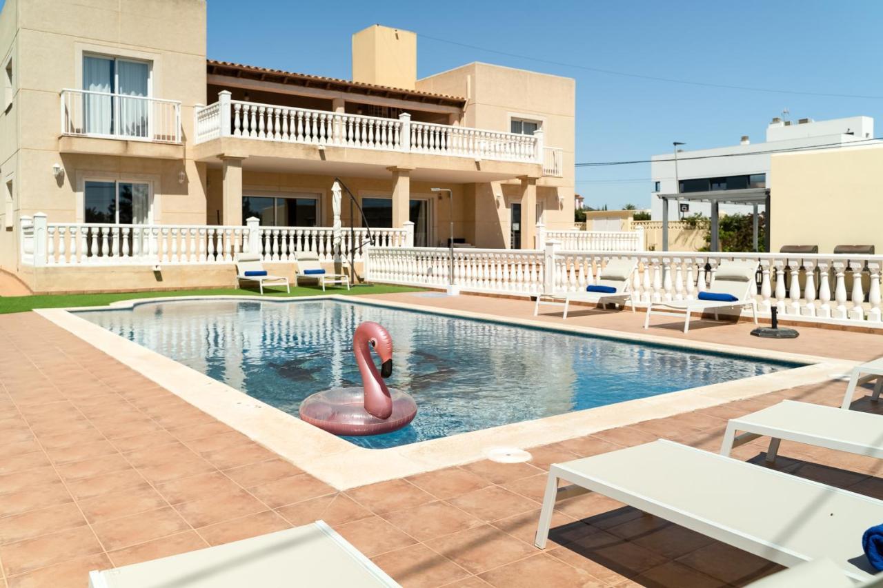 Can Piedra 5 Min From Ushuaia And Hi Disco Holiday home Sant Josep de sa Talaia