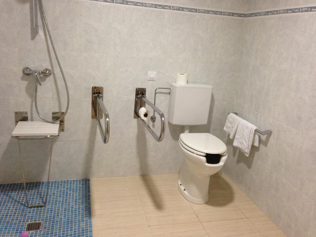 Bahia De San Antonio Aparthotel 2*