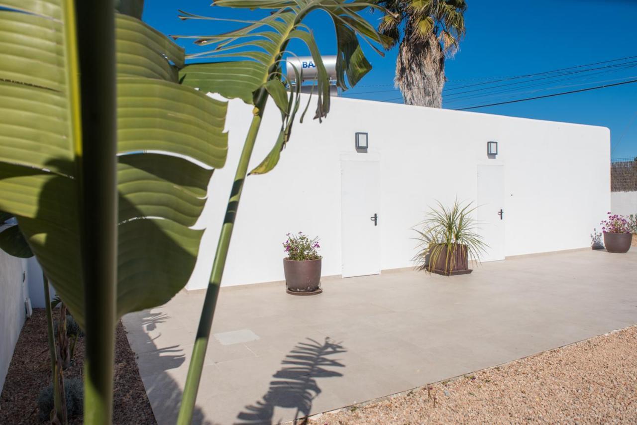 Casa Entera Sa Caleta!! * San José
