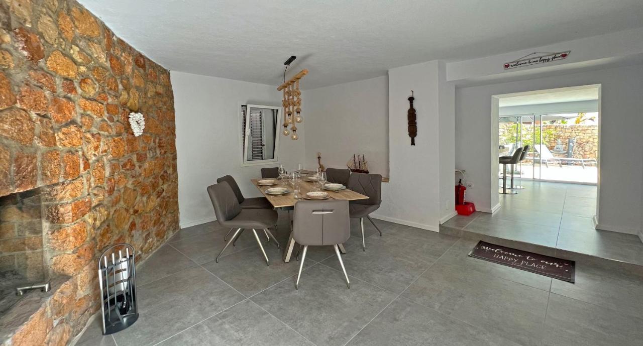 Casa Palm Tree Villa Sant Josep de sa Talaia