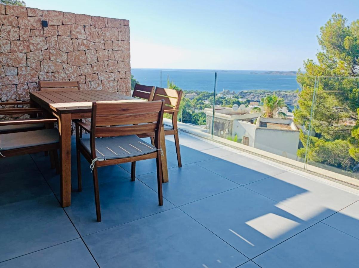 Vadella Hills 01 *