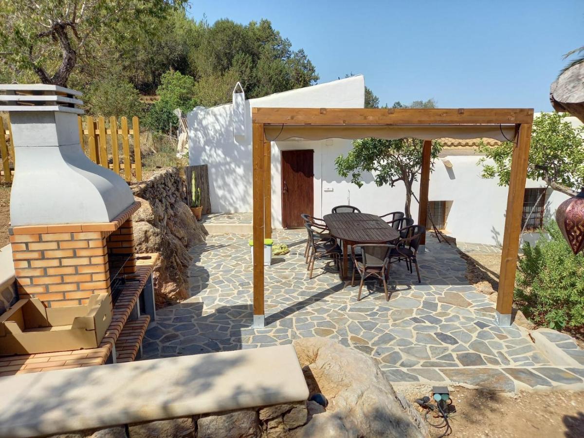 Vakantiehuis Rotes Con Jardin Y Barbacoa *