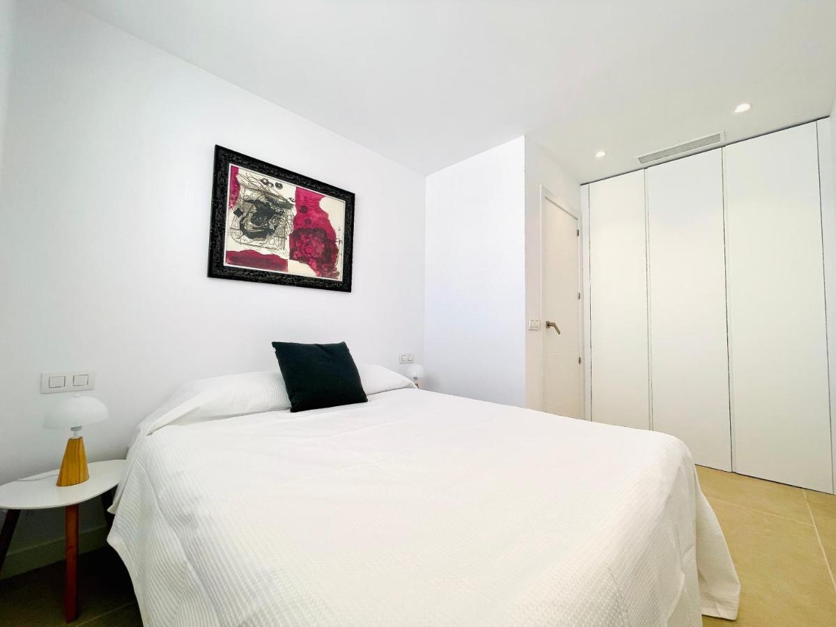 Vadella Hills 01