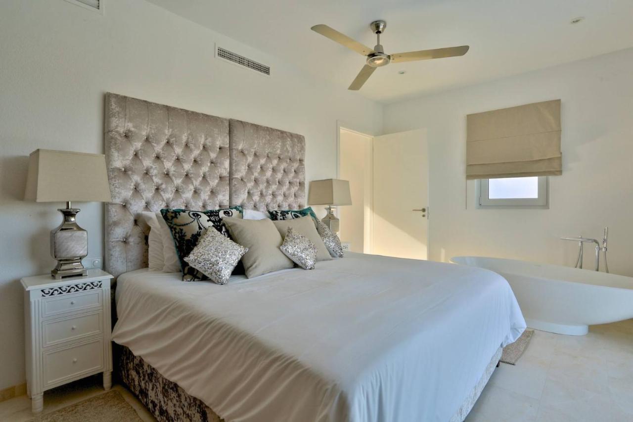 Luxury In With Stunning Seaviews Villa *