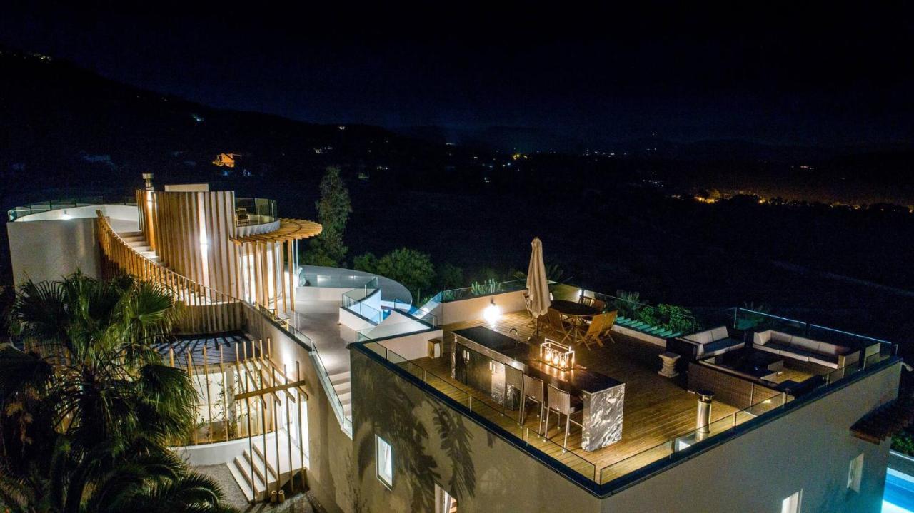Luxury In With Stunning Seaviews * Es Cubells