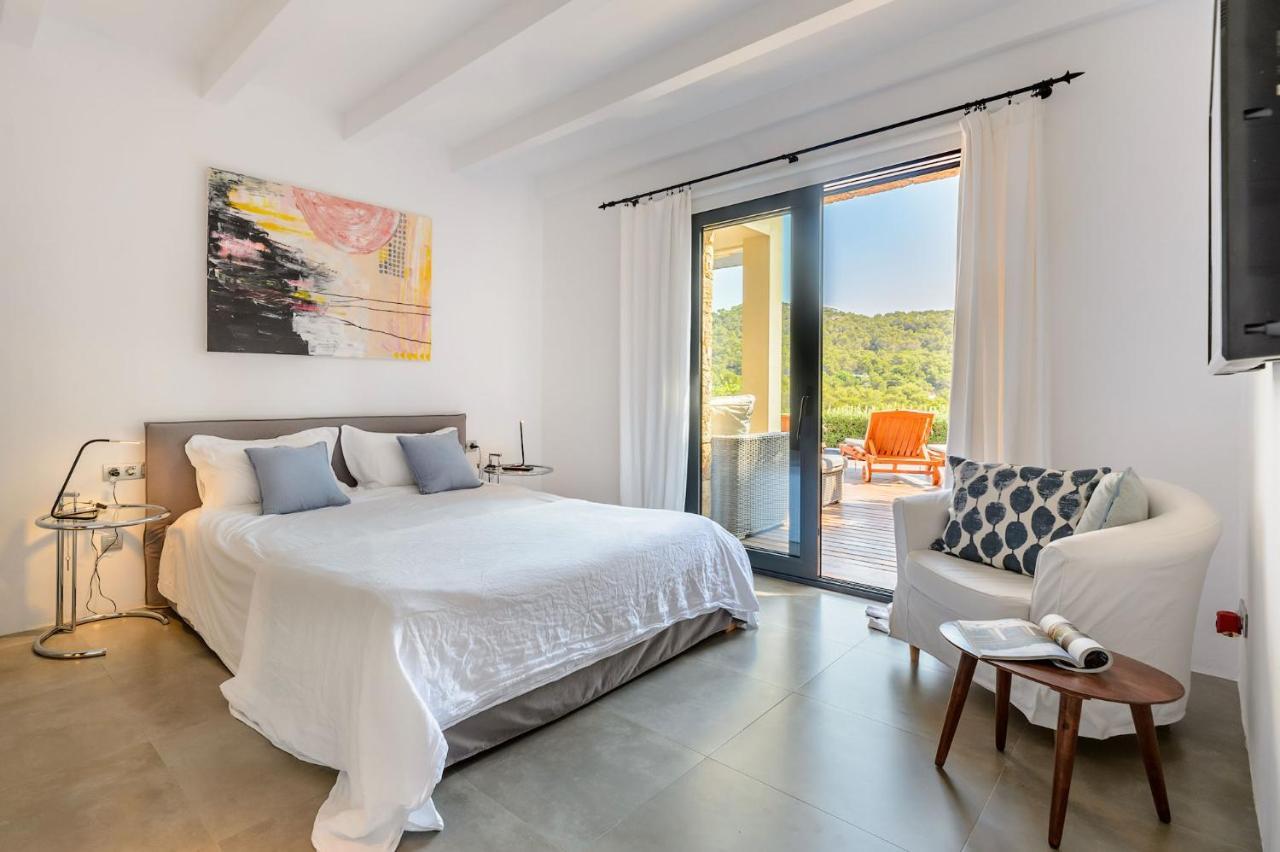 Villa Cap Martinet Mit Beheizbarem Pool *