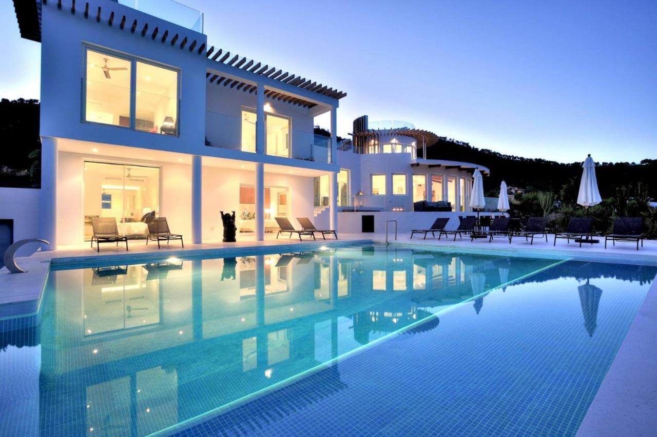 Luxury In With Stunning Seaviews Es Cubells