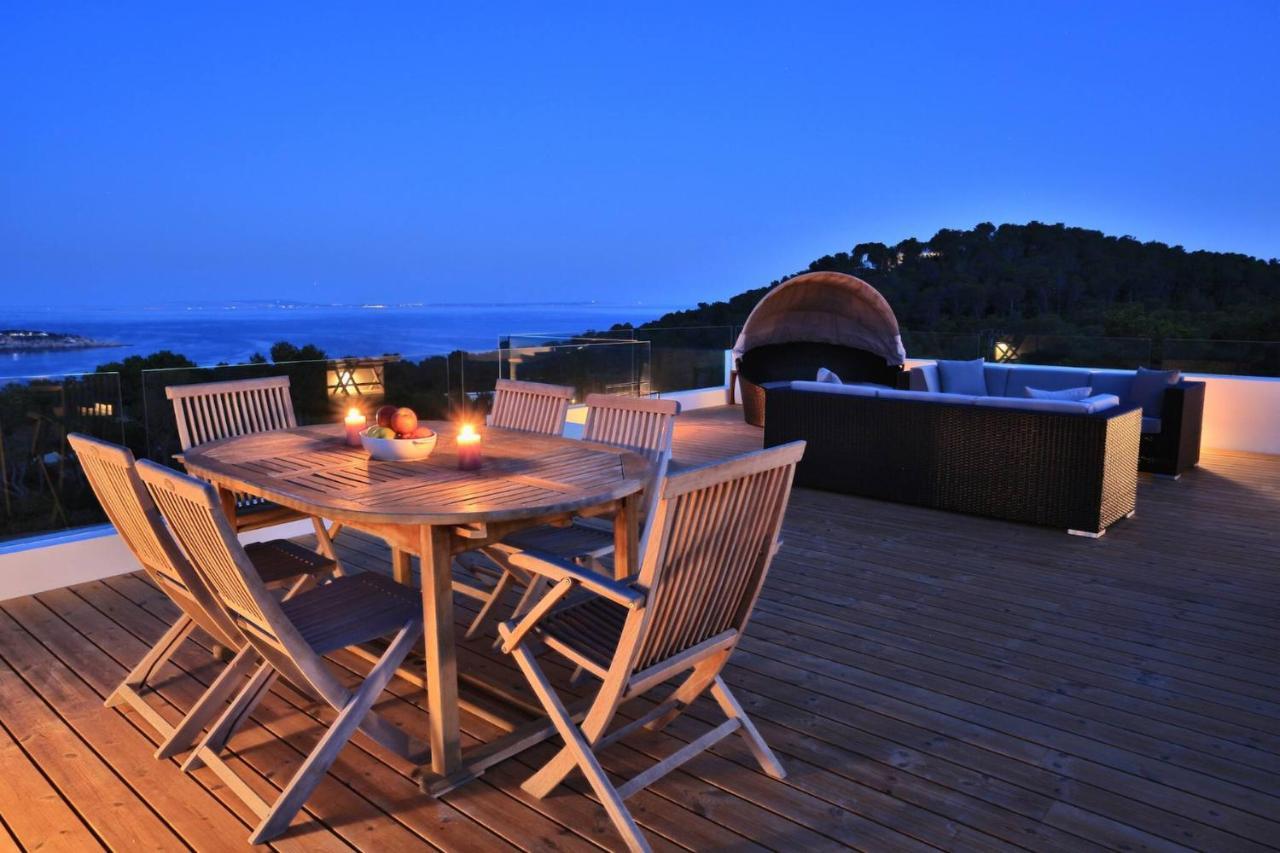 Villa Luxury In With Stunning Seaviews Es Cubells