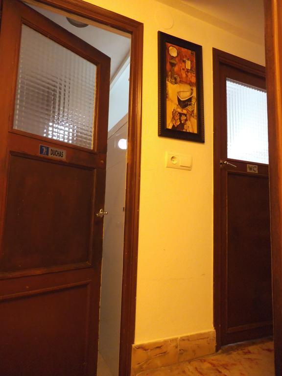 Guest house Casa De Huespedes La Pena