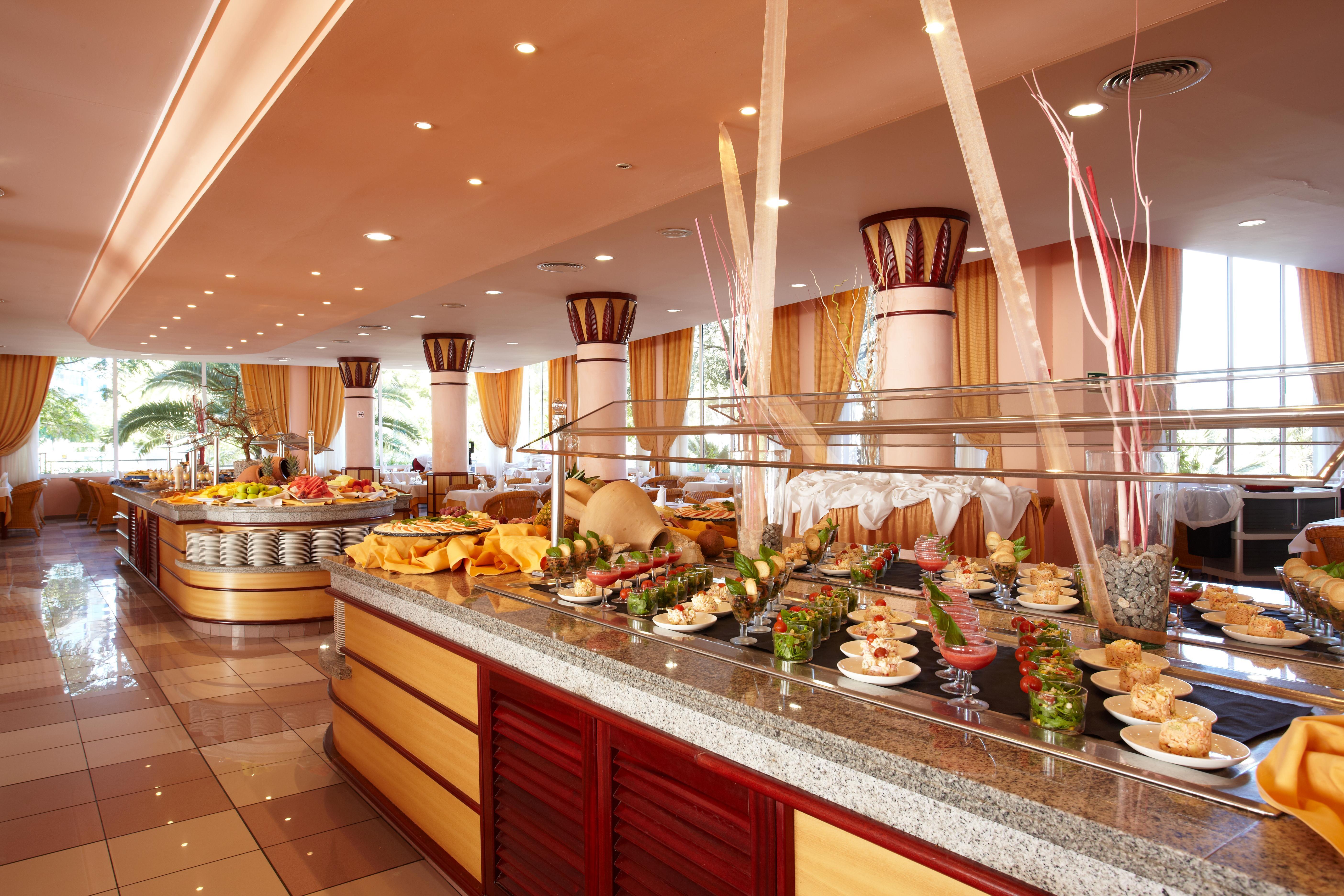 Grupotel Santa Eularia & - Adults Only Hotel Santa Eulária des Riu