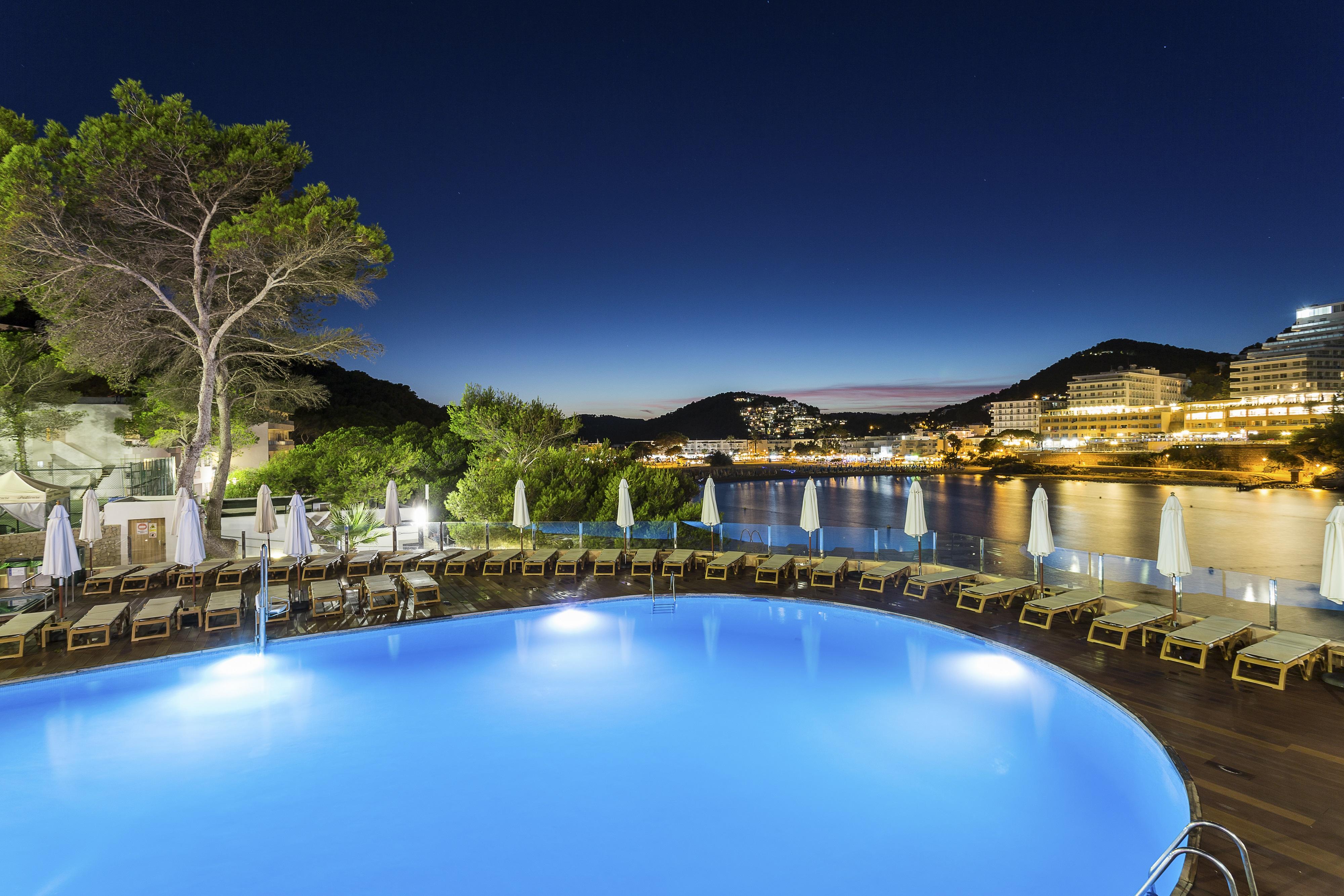 Palladium Cala Llonga - Adults Only