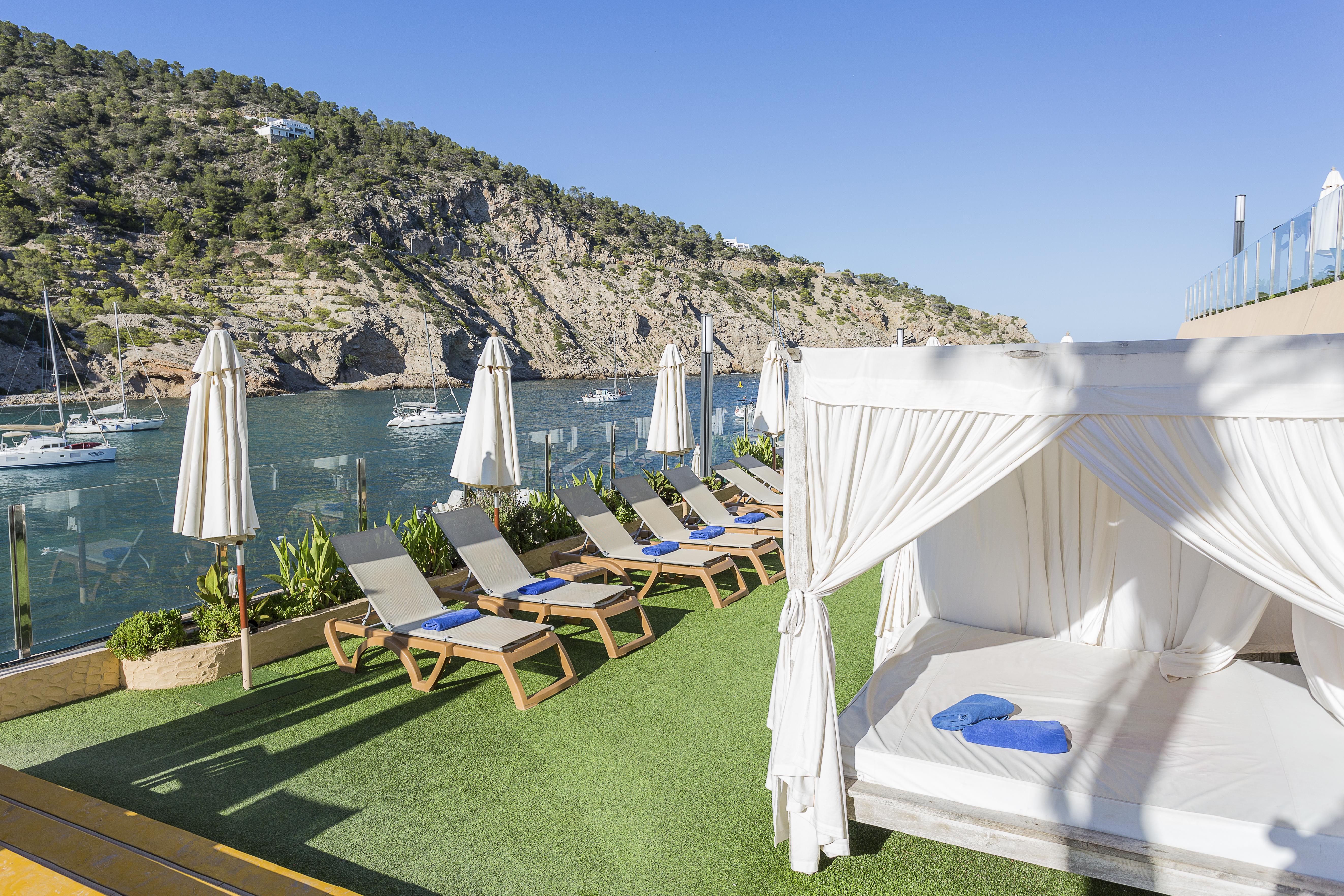 Hotel Palladium Cala Llonga - Adults Only 4*