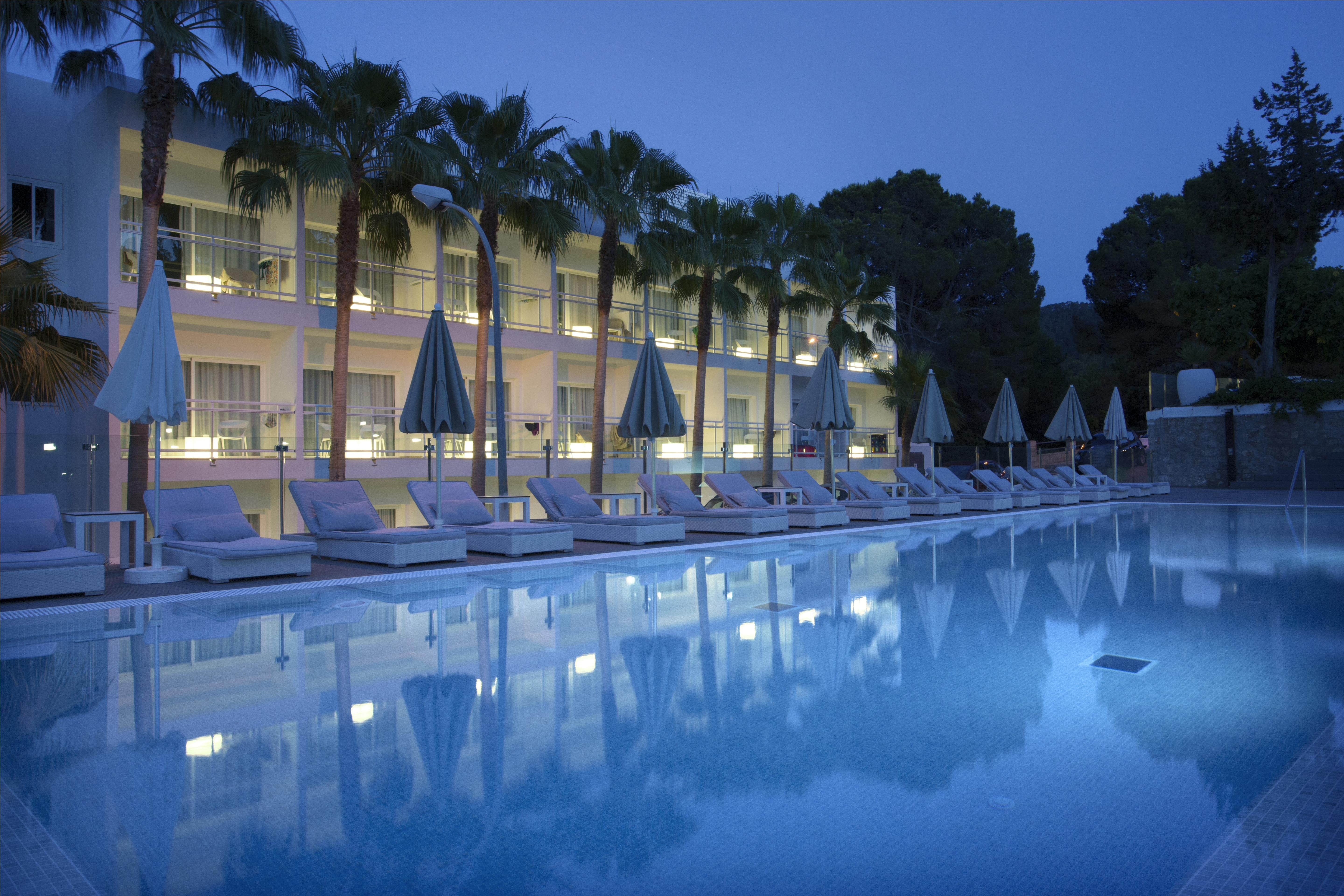 Hotel Grupotel Ibiza - Adults Only Portinatx