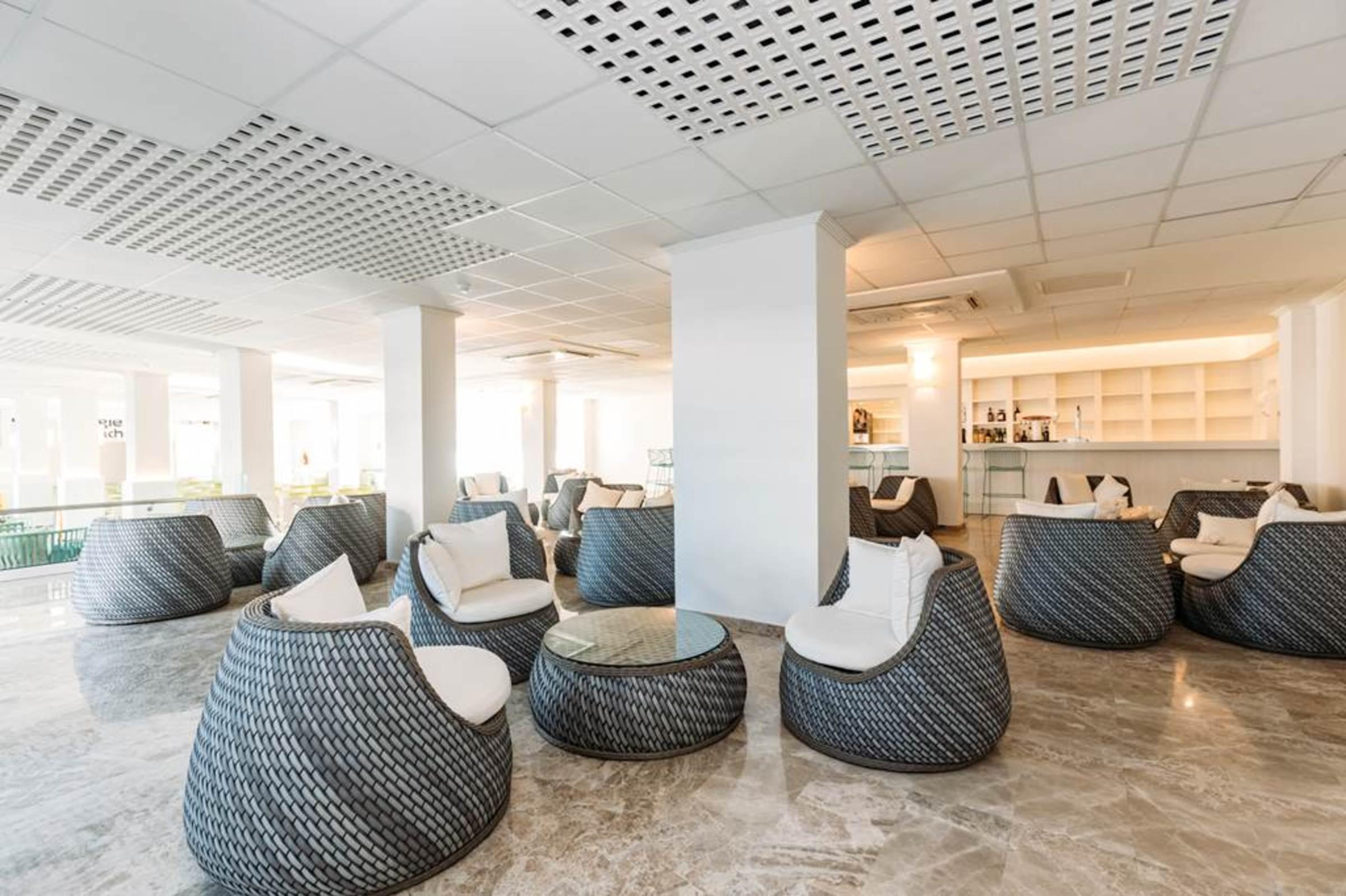 Leonardo Royal Ibiza Santa Eulalia 4*