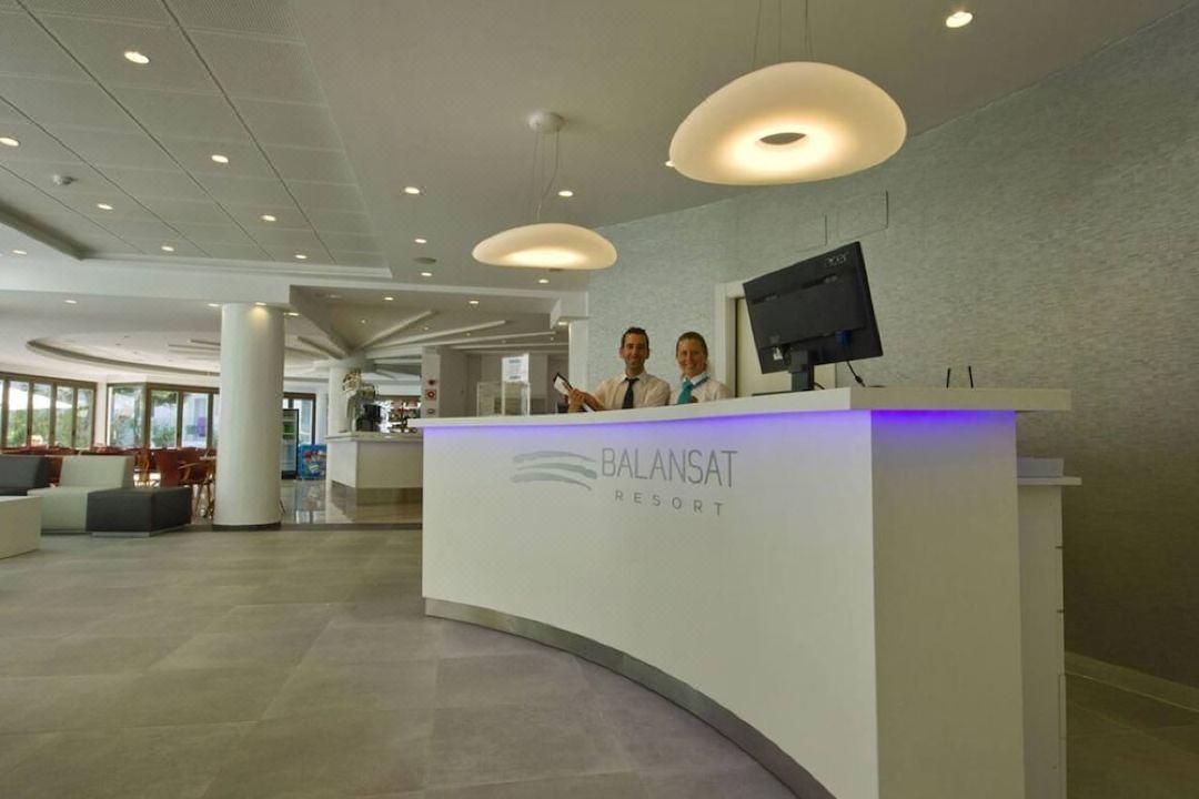 Balansat Aparthotel