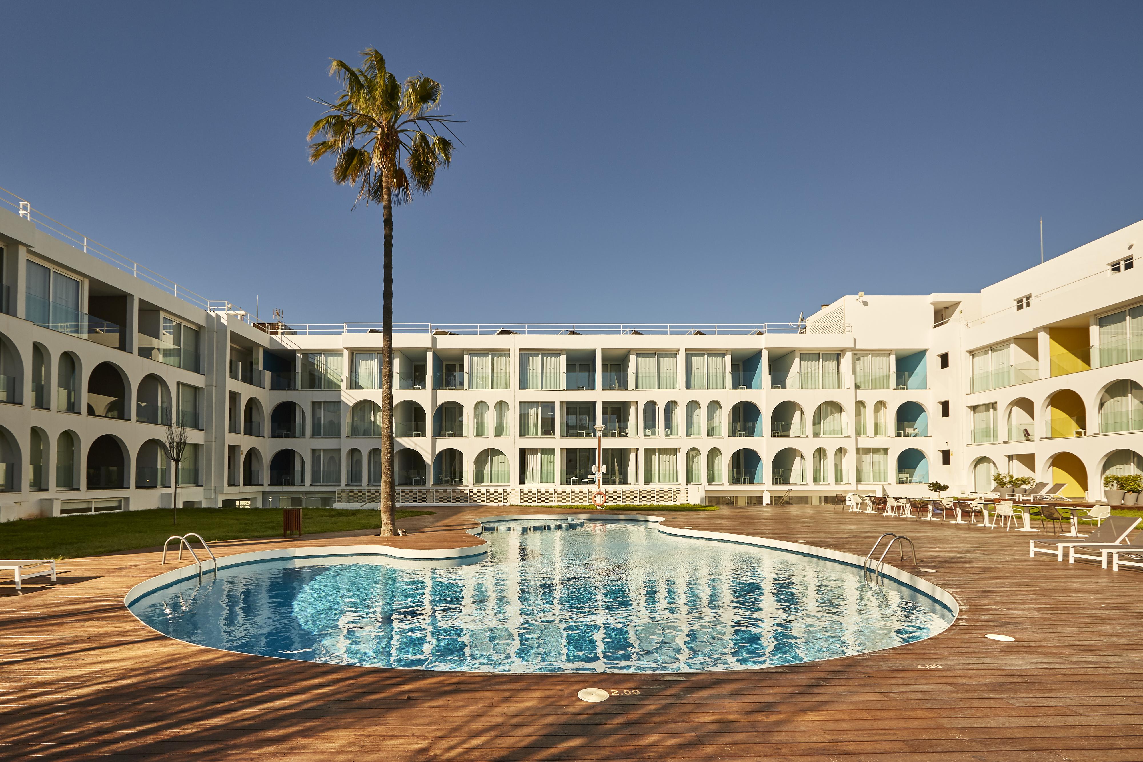 Ebano (adults Only)