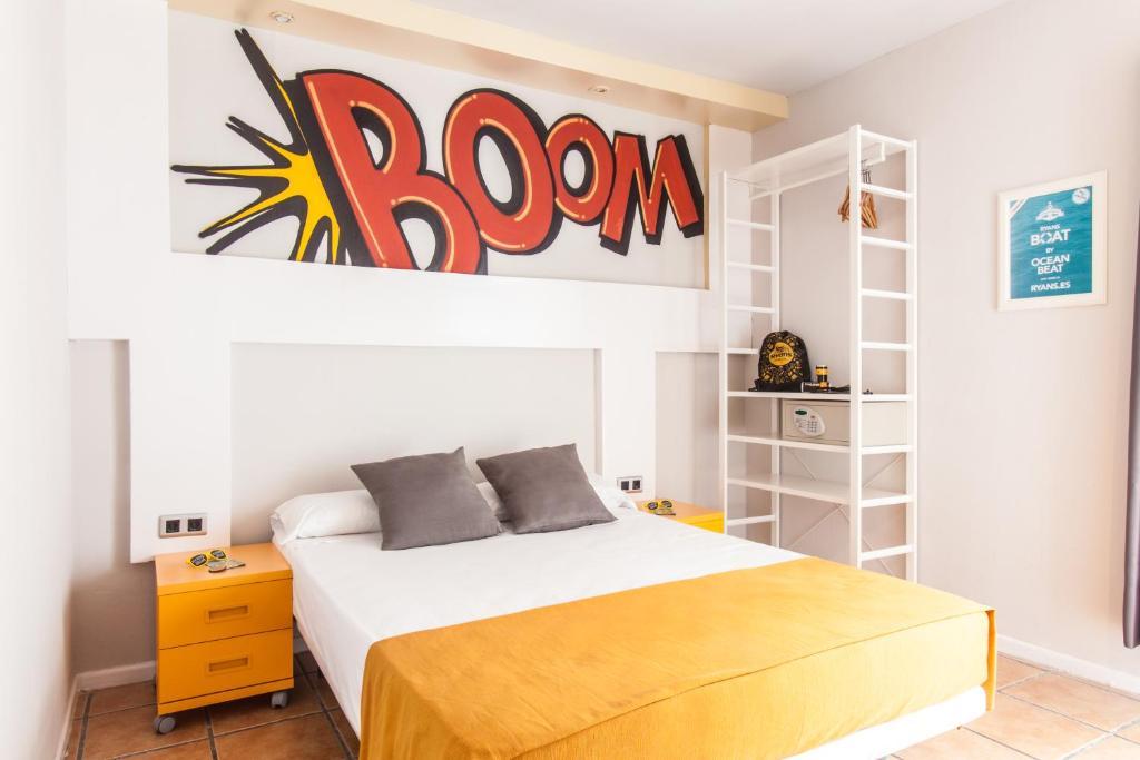 Ten Hostel