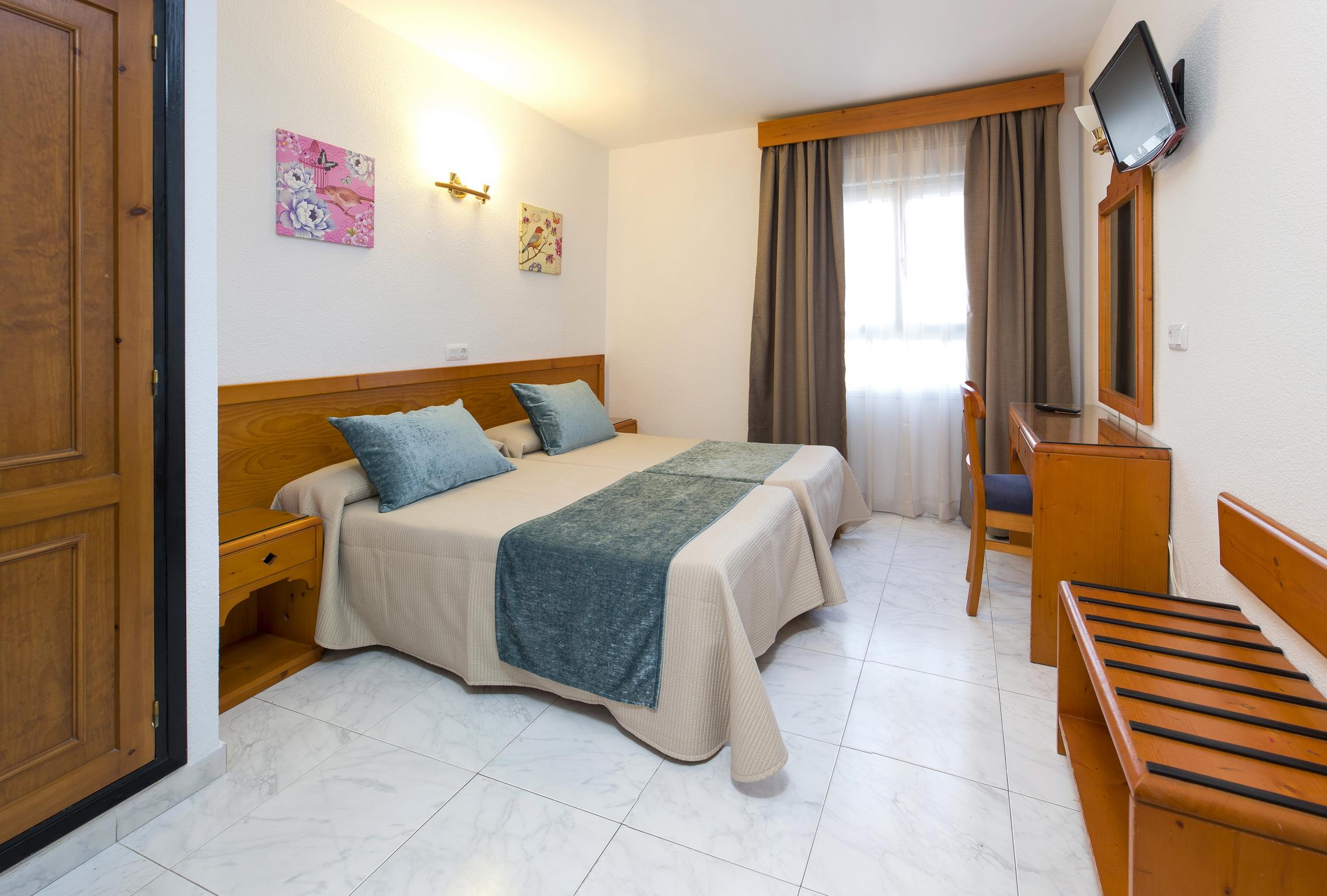 Mari Hotel San Antonio (Ibiza)
